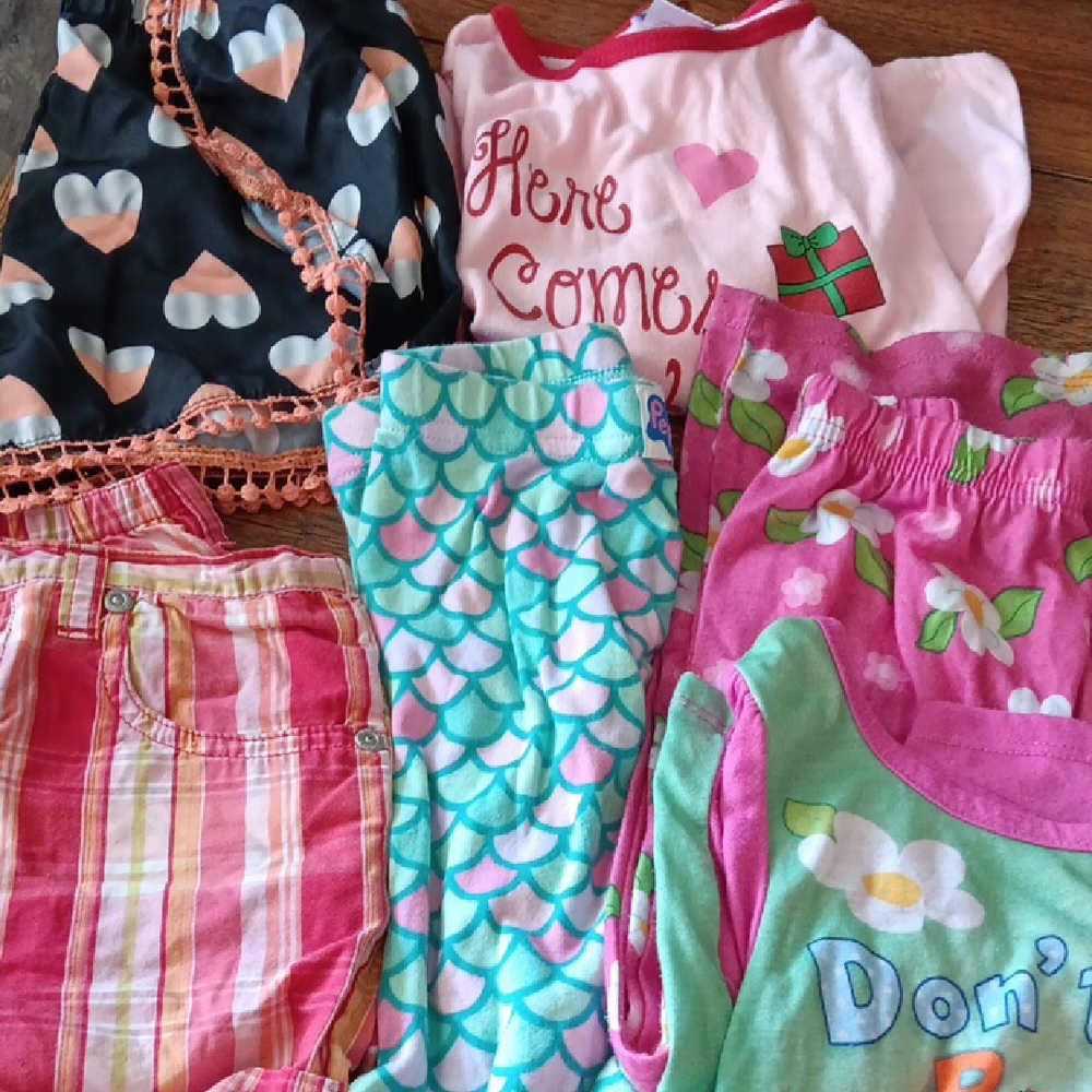 Colorful Kids Pajama Set And Shorts
